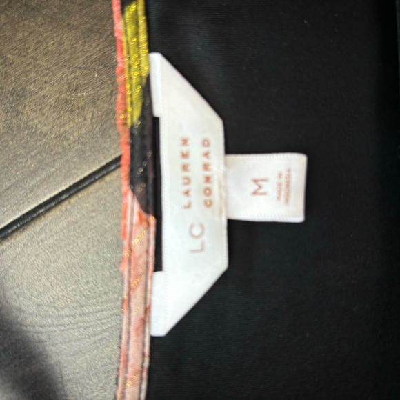 LC Lauren Conrad Floral High-Low Hem Faux-wrap Long Sleeve Maxi Dress Size M - Picture 8 of 10